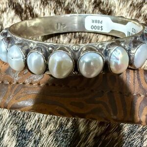 Federico Jimenez Pearl Bracelet